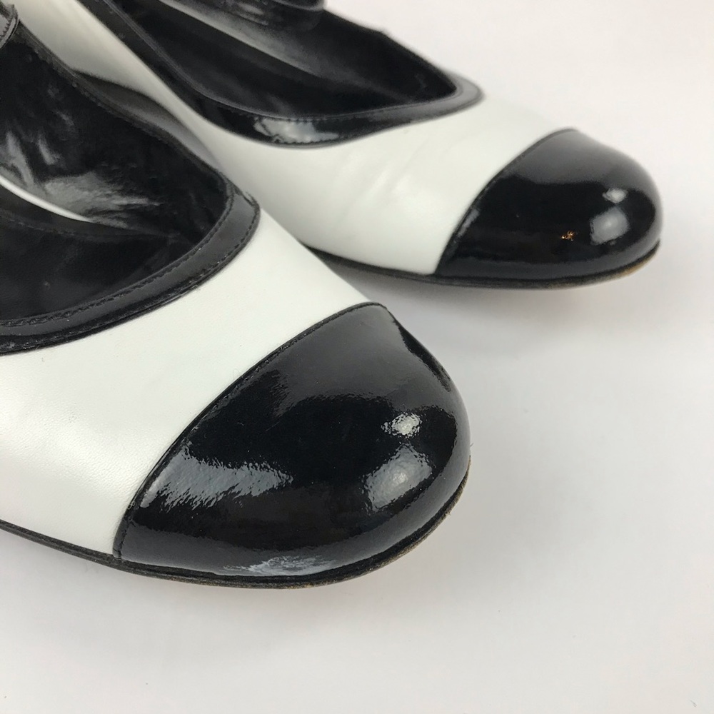 FENDI Vintage White Cap Toe Mary Jane Ballet Flats - Picture 7 of 13